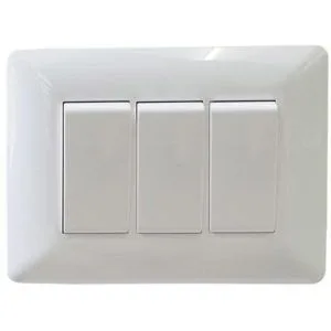 Interruptor Triple 125-250V 10-16 Amp